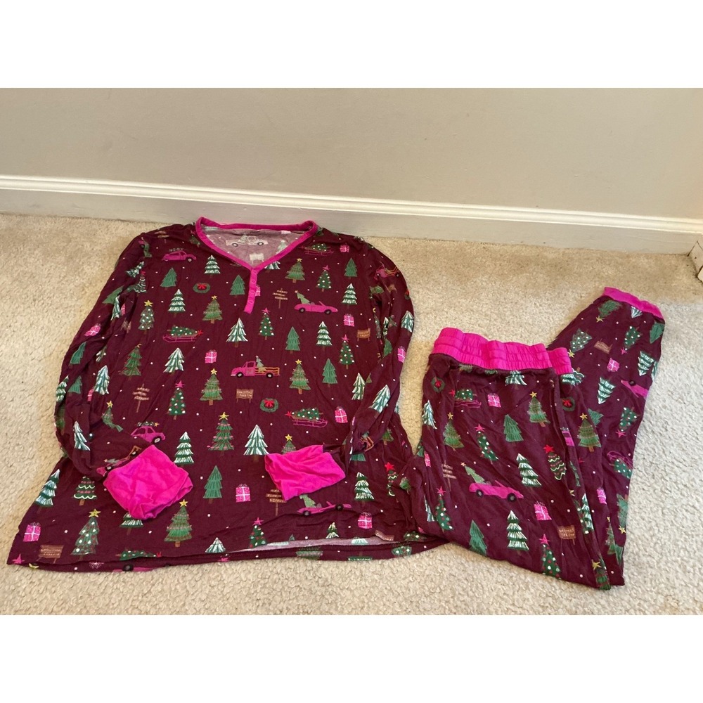 Little Sleepies women's Tree Traffic pajamas size medium